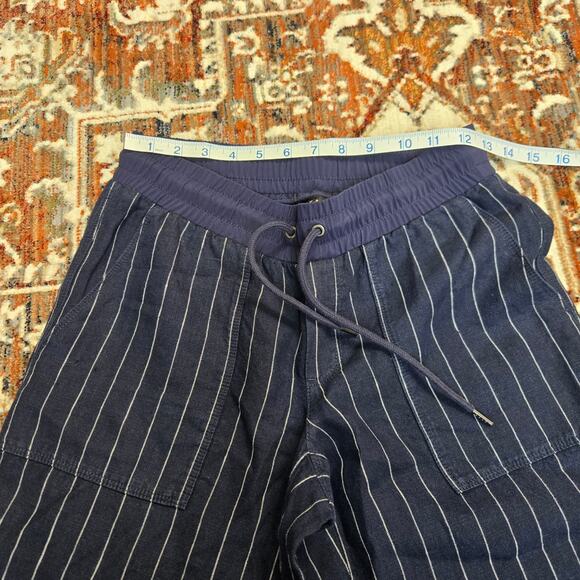 Athleta Stripe Bali Linen Crop Blue Linen Blend Pants Drawstring Size 2 - Picture 2 of 9